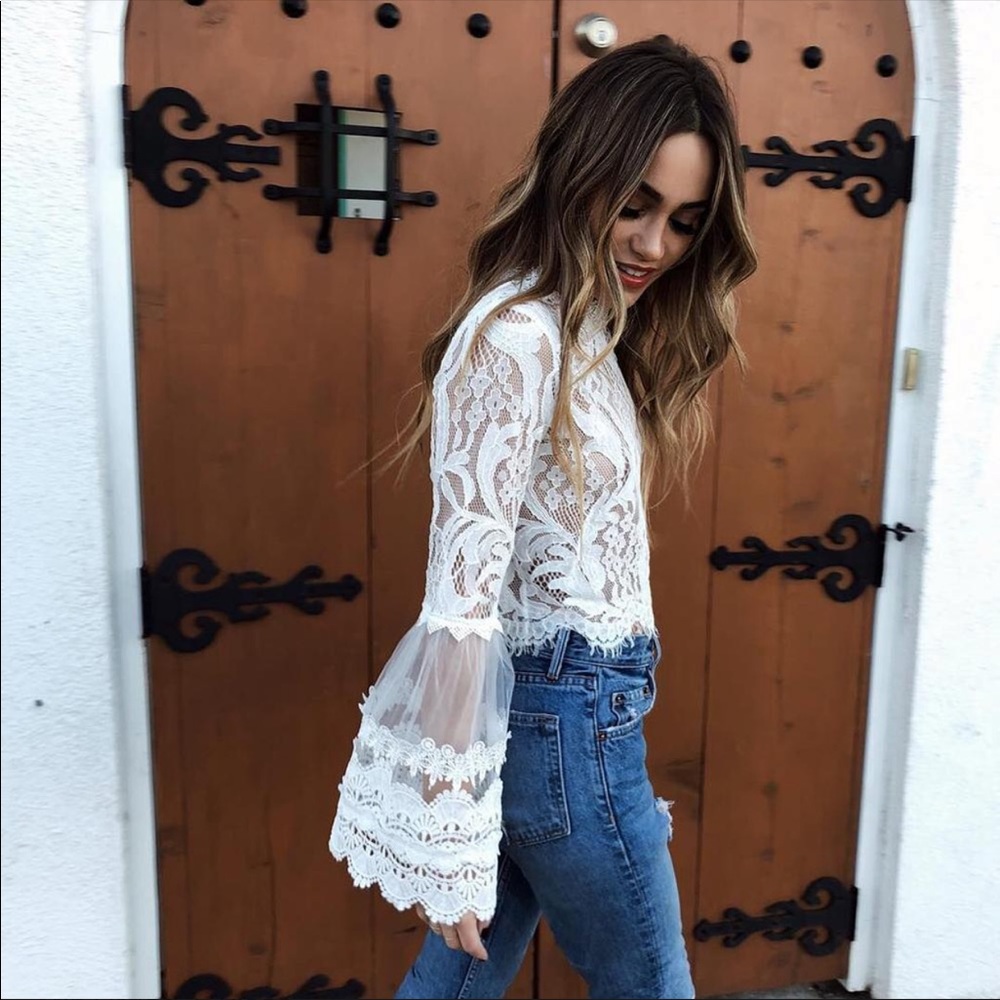 EyeLash Detailing Lace Boho Blouse - Picture 5 of 7